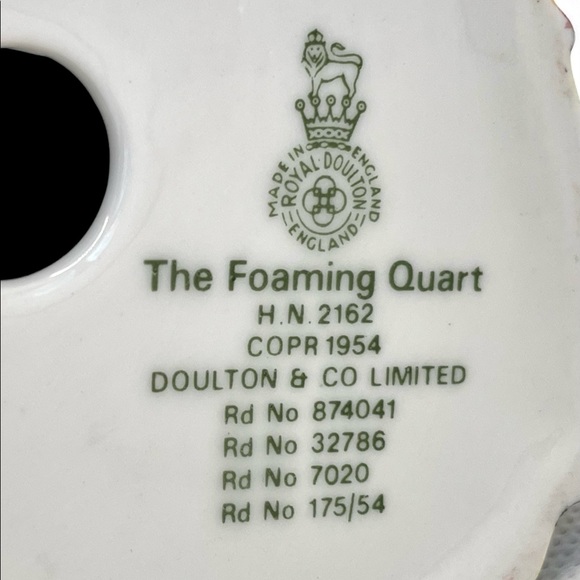“The Foaming Quart” 1954 Royal Doulton Figurine - Picture 3 of 13